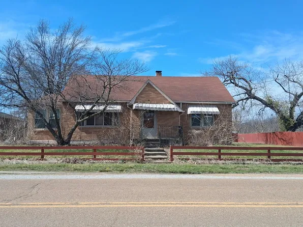 103 N Main St, Auxvasse, MO 65231