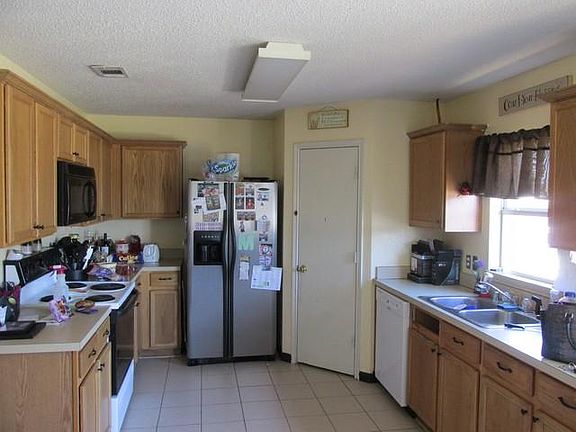 3rd image of 2309 Capeland Dr