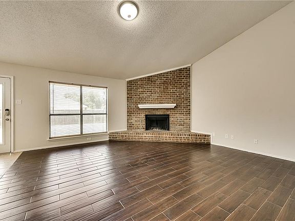 4th image of 3713 Lofland Ln
