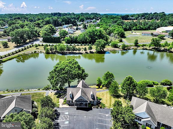 4th image of 824 Shore Landing Dr #L-0103