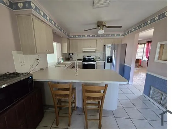 822 NW 68th Ave, Fort Lauderdale, FL 33317