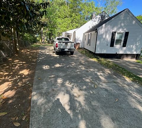 2nd image of 610 Park Ave