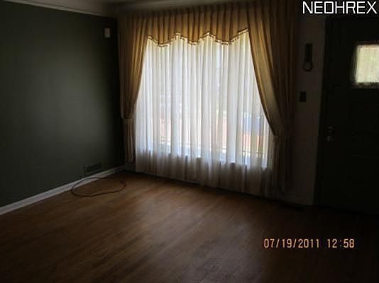 4th image of 3274 W 122nd St