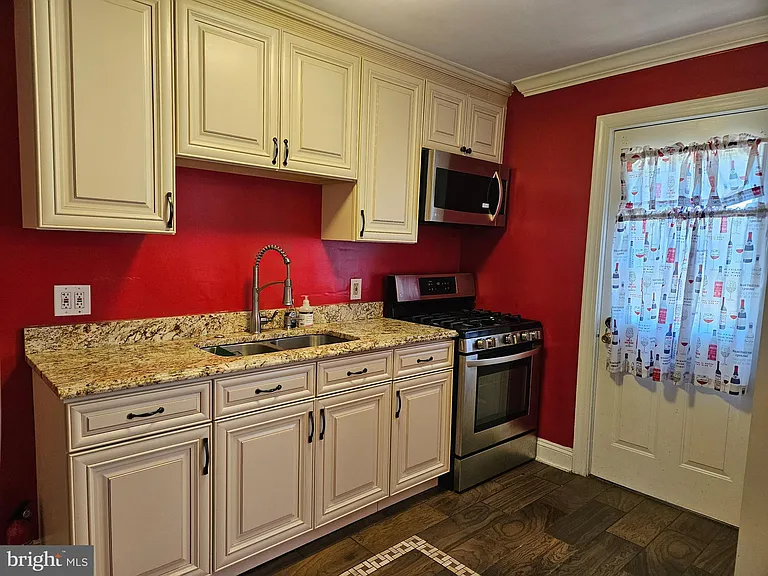 2082 Jasmine Rd — Photo 11