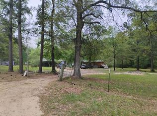 101 Rocky Ln, Livingston, TX 77351