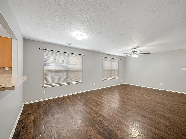 33127 Cottonwood Bnd — Photo 6