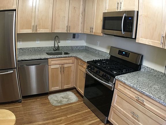 3rd image of 4 Monroe St APT 1304