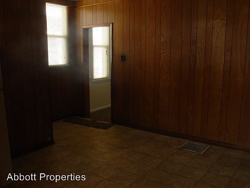 2nd image of 312 Wabash Ave
