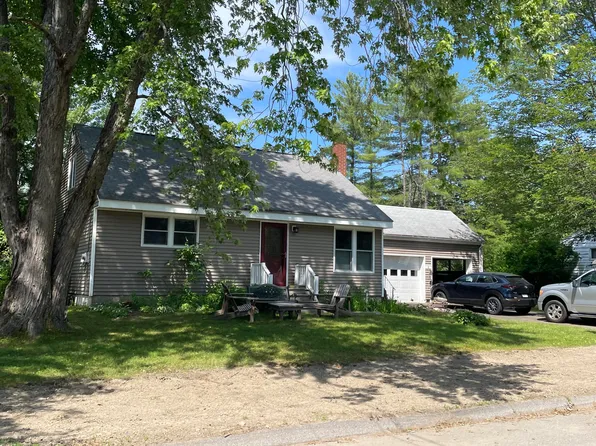 10 Hewey Street, Lisbon, ME 04252