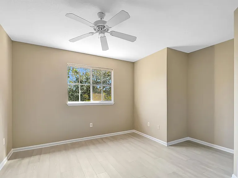 2030 Alta Meadows Ln #1208 — Photo 17