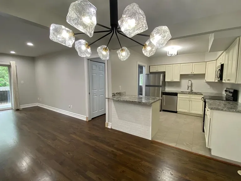 1111 N Old Woodward Ave #1 — Photo 7