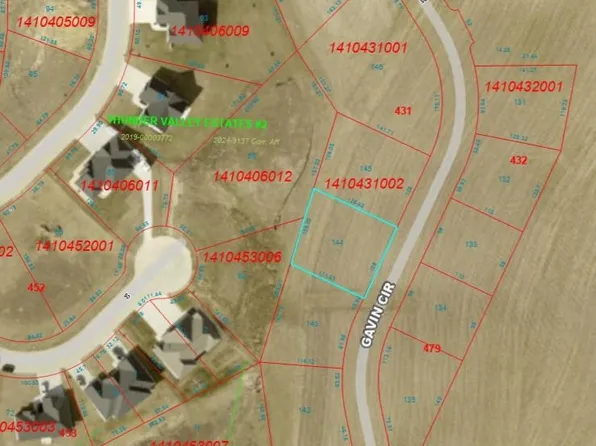 144 Gavin Cir, Peosta, IA 52068