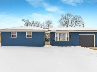 2307 W Bainter Ln, Peoria, IL 61615
