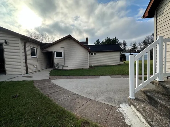 139 West 5th Street, Black River Falls, WI 54615
