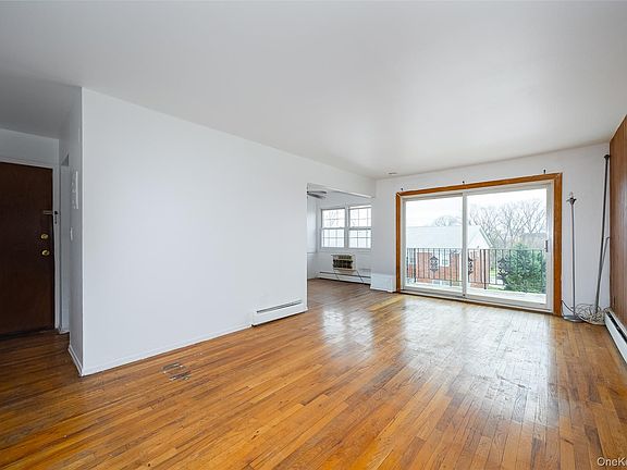 5th image of 6 Colonial Rd APT 44