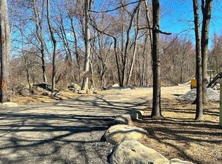 126 Burbank Rd Lot 1, Sutton, MA 01590