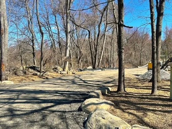 126 Burbank Rd Lot 1, Sutton, MA 01590