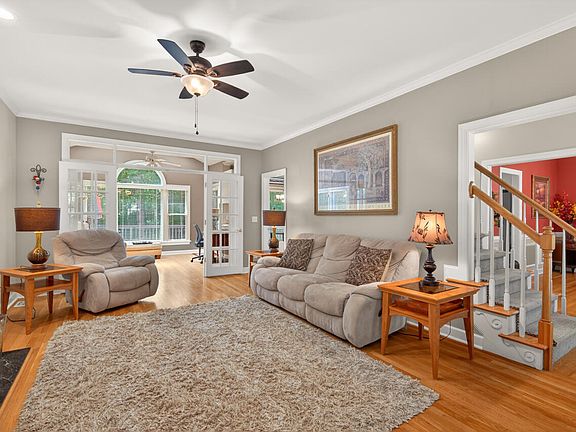 4th image of 105 Highstream Pl