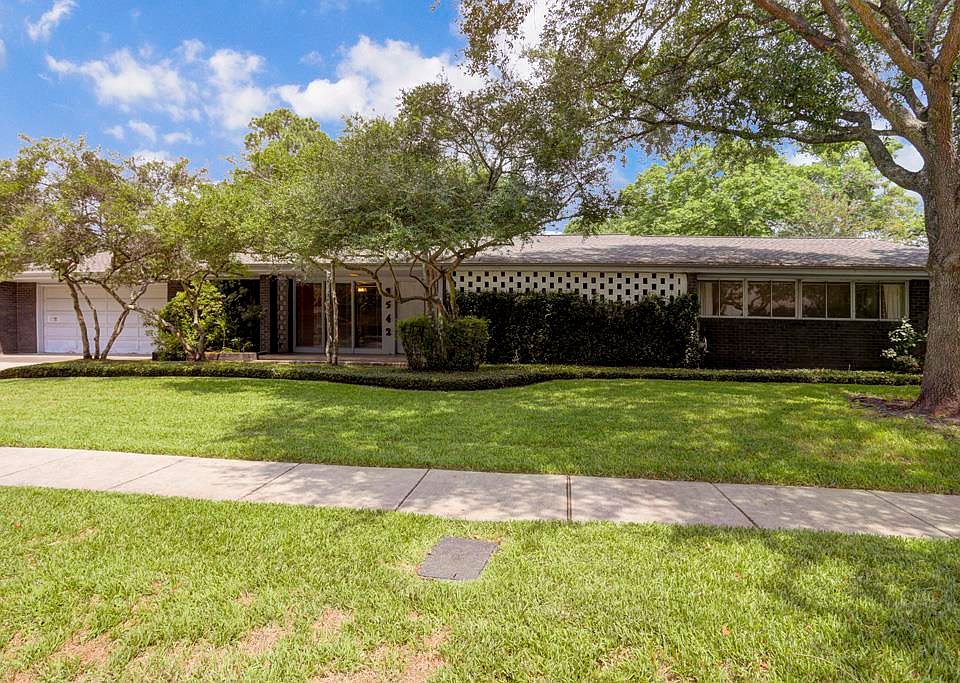 1st image of 3542 Sun Valley Dr