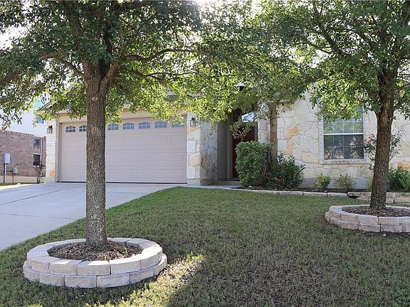 2nd image of 1203 Clayton Dr