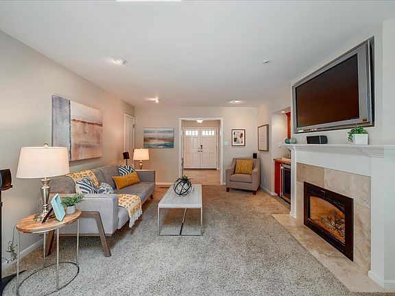 4th image of 1453 Woodberry Ave