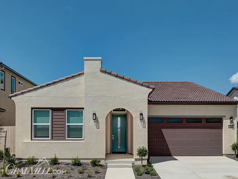2448 N Harken Way — Photo 1