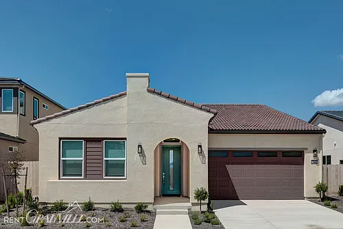 2448 N Harken Way Photo 1