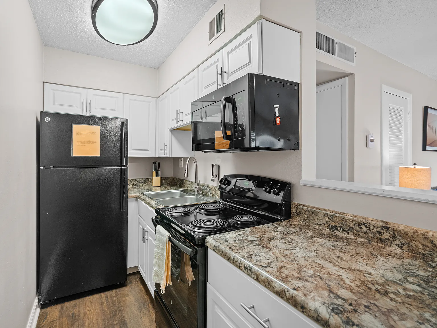 1 bed, $1,690 — Photo 2