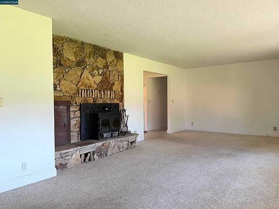5th image of 12232 Dry Creek Rd
