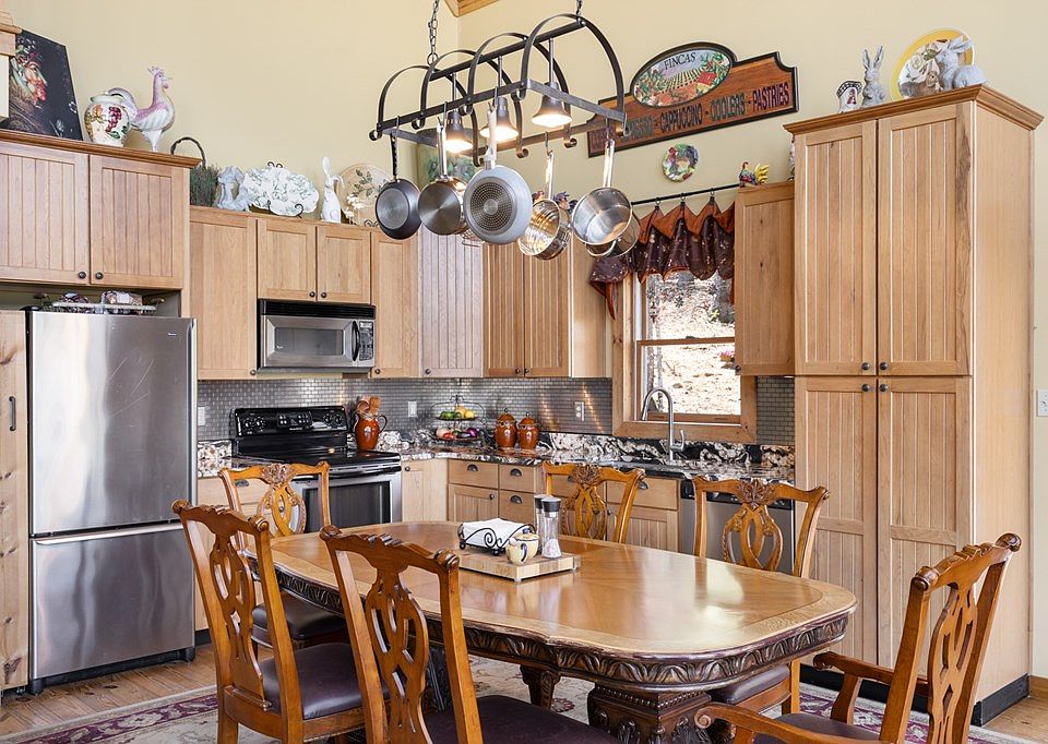 16th image of this home