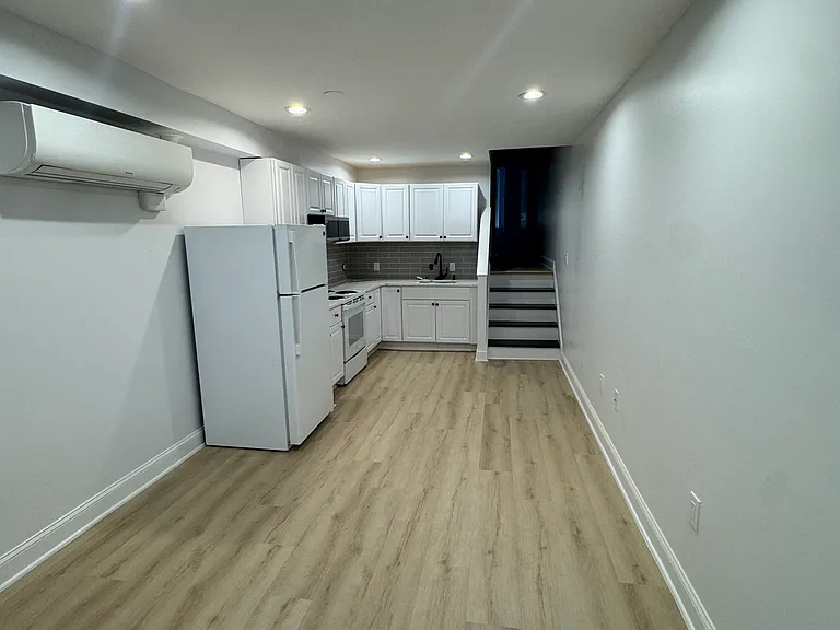 426 South St #B — Photo 3