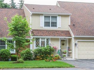 437 The Mdws #437, Enfield, CT 06082