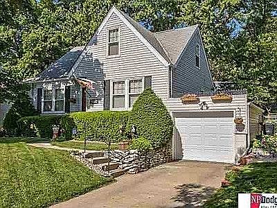 4th image of 3824 N 52nd St
