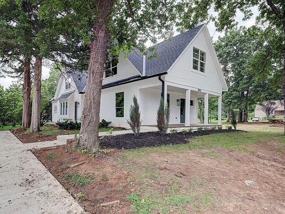 4th image of 10015 Johnson Dr