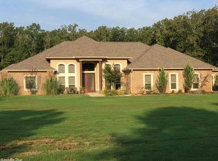 121 W Eden Park Rd, Searcy, AR 72143