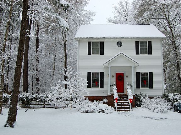 Beautiful home in the sun and snow