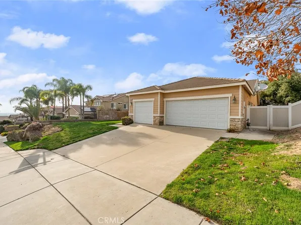 30114 Centro Vis, Highland, CA 92346