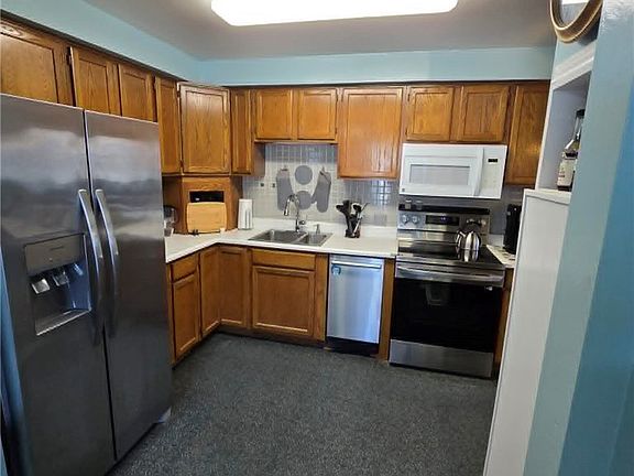 5th image of 1390 Patchen Ave SE