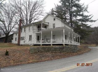 5163 Glenbrook Rd, Stroudsburg, PA 18360