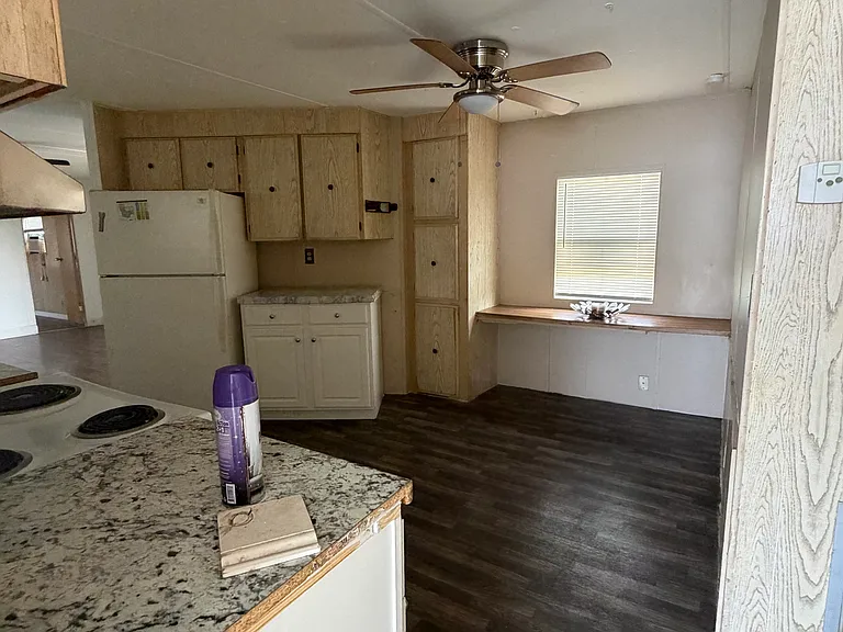 370 NW 135th Way — Photo 6