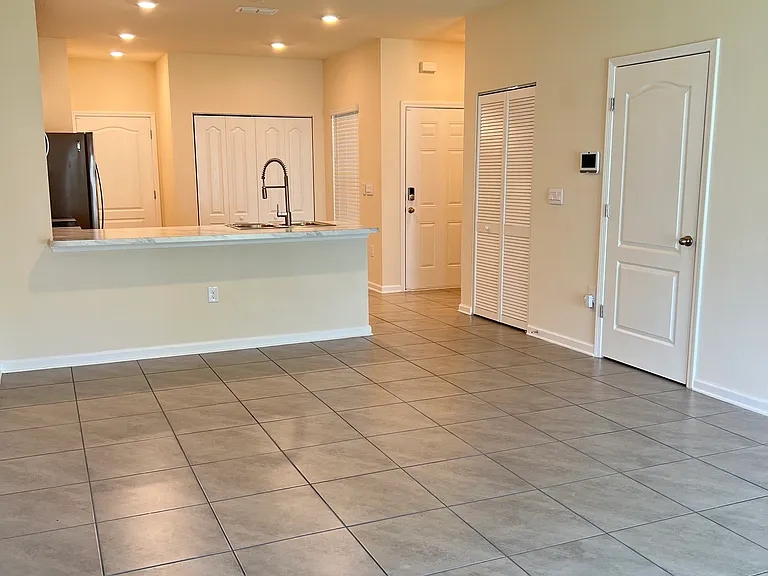 9547 Star Dr — Photo 9