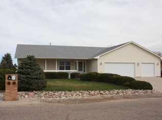 481 W Golfwood Dr, Pueblo West, CO 81007