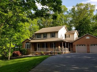 2240 Shinham Rd, Greencastle, PA 17225