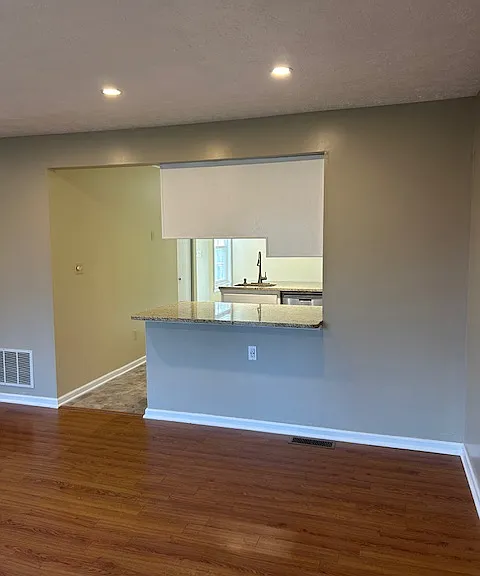 115 Villa Dr — Photo 16