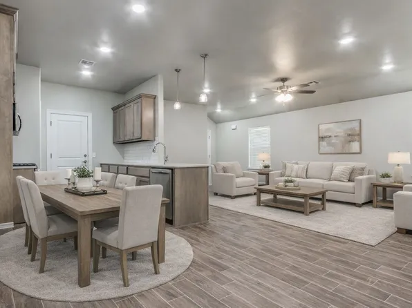 616 Maleah Pl #B, Yukon, OK 73099