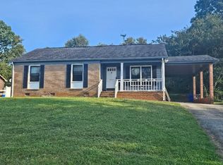 137 Raintree Dr, Spartanburg, SC 29301