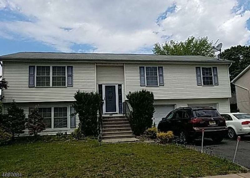 2nd image of 157 Winslow Ave