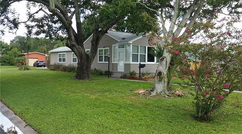 1st image of 796 39th Ave NE