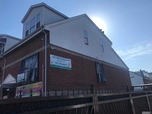 4th image of 116 Rockaway Ave