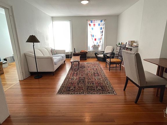 Living Room, Bedroom/Office 3 (l)